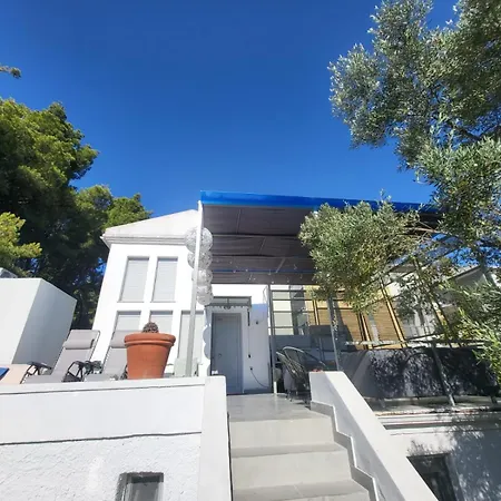 Pejic Xenia Paliouri